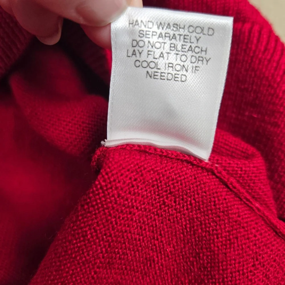 Turnbury Mens XL Red Extra Fine Merino Wool Long Sleeve 1/4 button Polo Sweater
